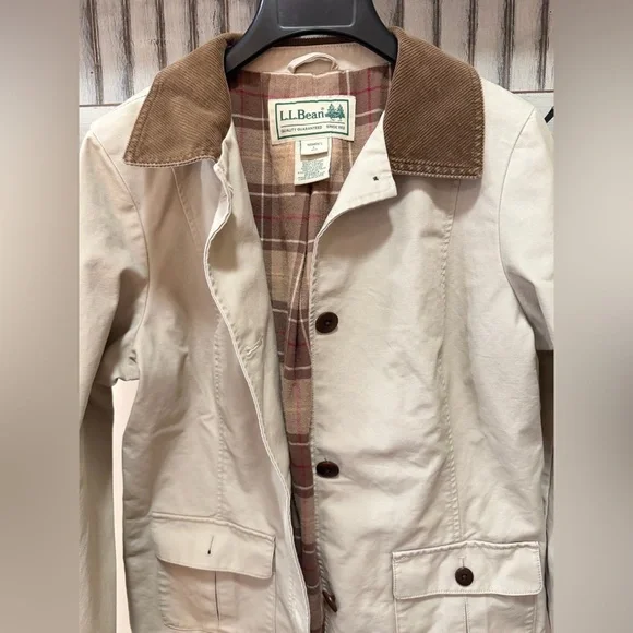 L.L.Bean women's Adirondack barn coat flannel lining and corduroy collar Sz L - Picture 3 of 7